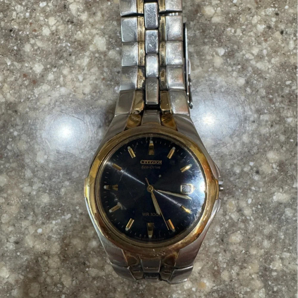 Vintage Citizens Eco Drive E110-K15699 CK silver watch